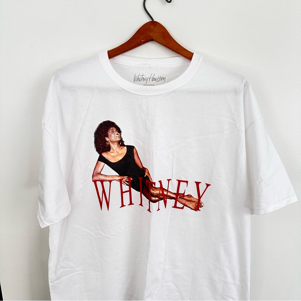 Y2K Whitney Houston Graphic Tee Size XL Iconic R&B Diva Casual Oversized Vibe